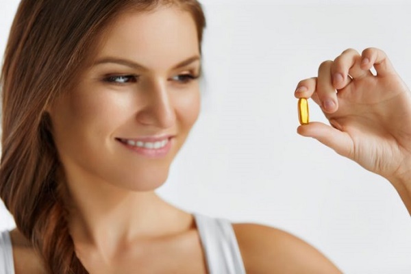 Uống vitamin E giúp bạn có một làn da đẹp, tăng cường sức khoẻ tim mạch