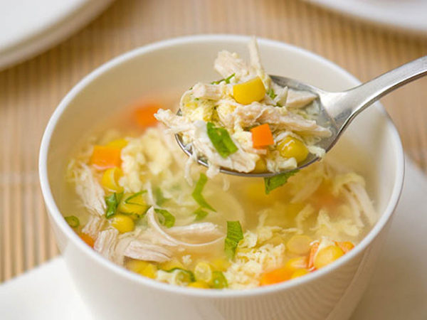 Món soup vừa dễ ăn lại giàu dinh dưỡng với sự phối hợp của nhiều nguyên liệu khác nhau