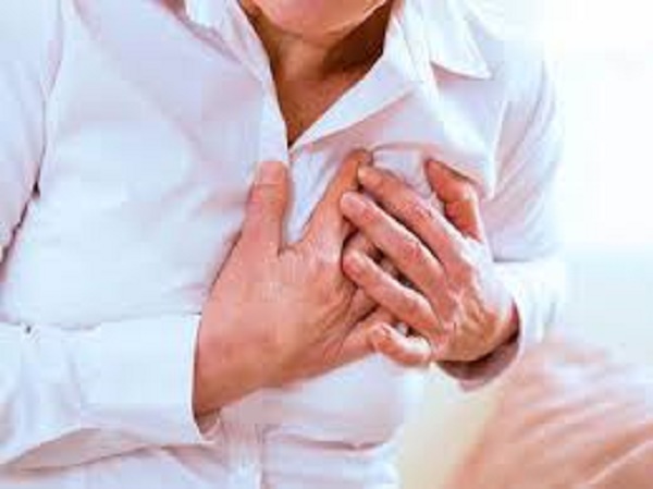 Tăng Kali máu là một biến chứng nguy hiểm của suy thận, nó có thể dẫn đến rối loạn nhịp tim và tử vong