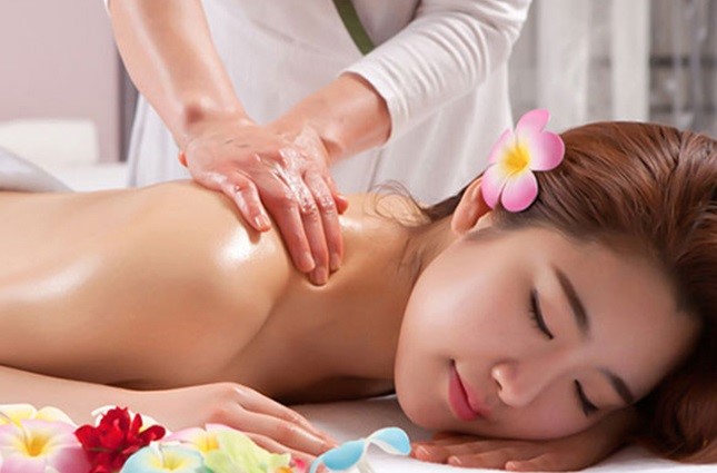Tinh dầu massage body - Bí quyết thư giãn tuyệt vời